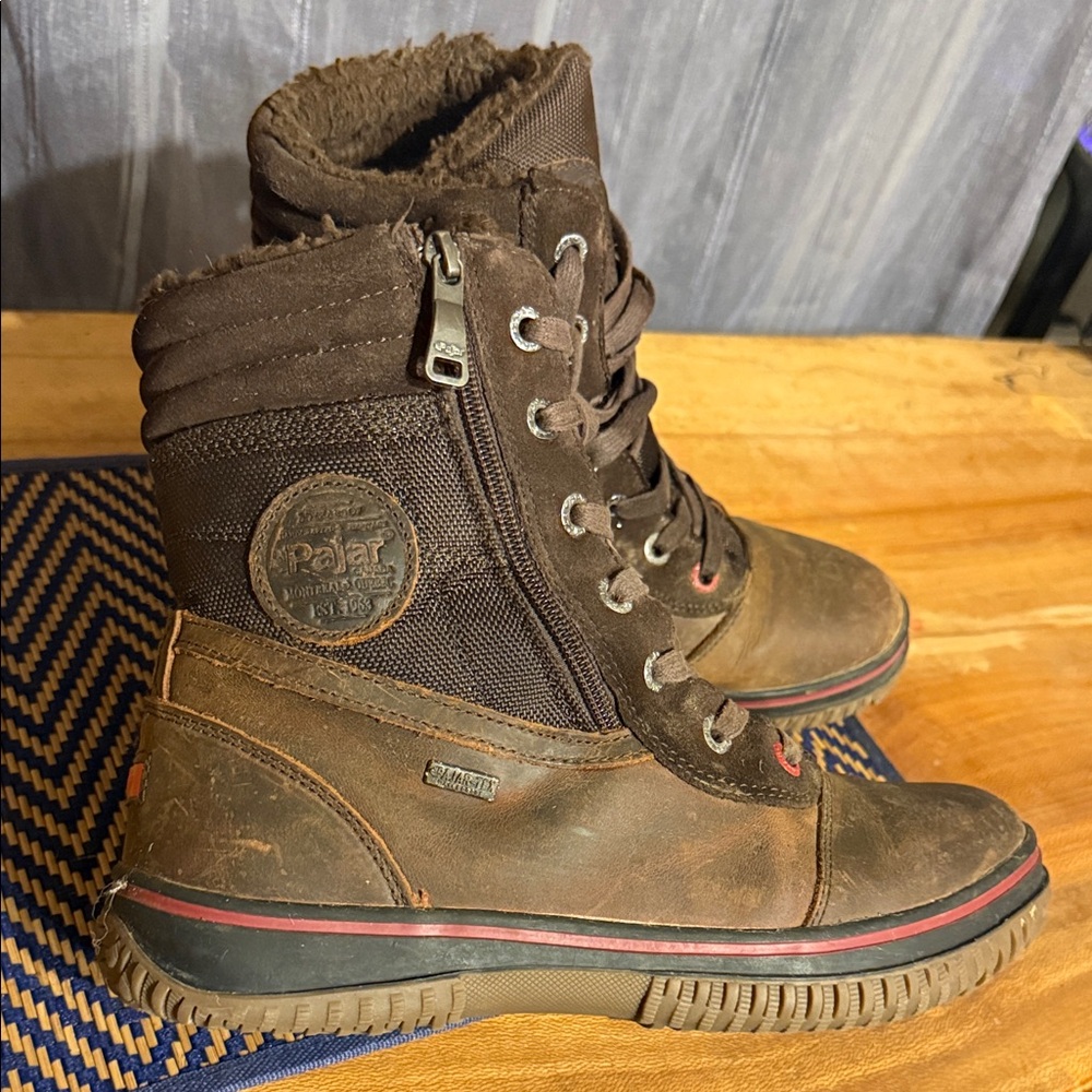 Pajar Dark Brown Lace-Up Boots with Fur Lining